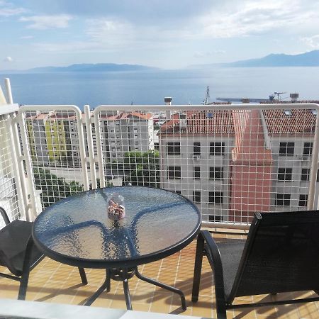 Apartman Rose Appartamento Fiume Esterno foto