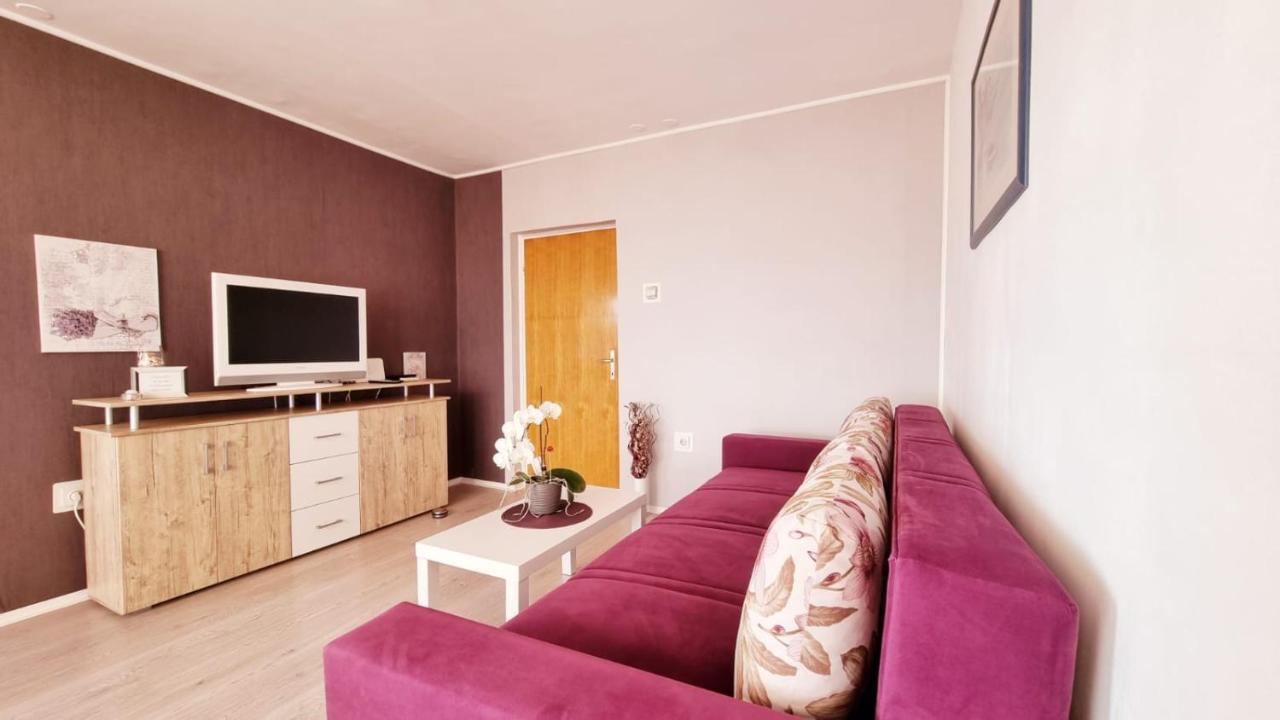 Apartman Rose Appartamento Fiume Esterno foto