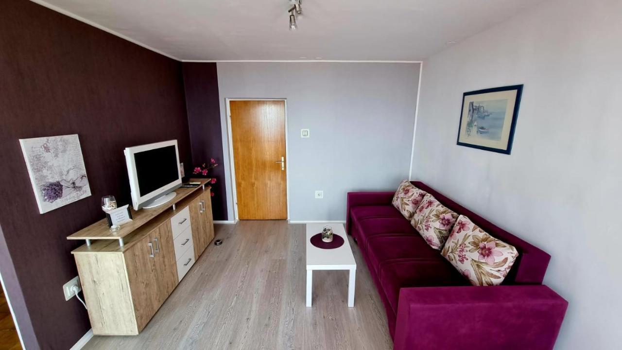 Apartman Rose Appartamento Fiume Esterno foto
