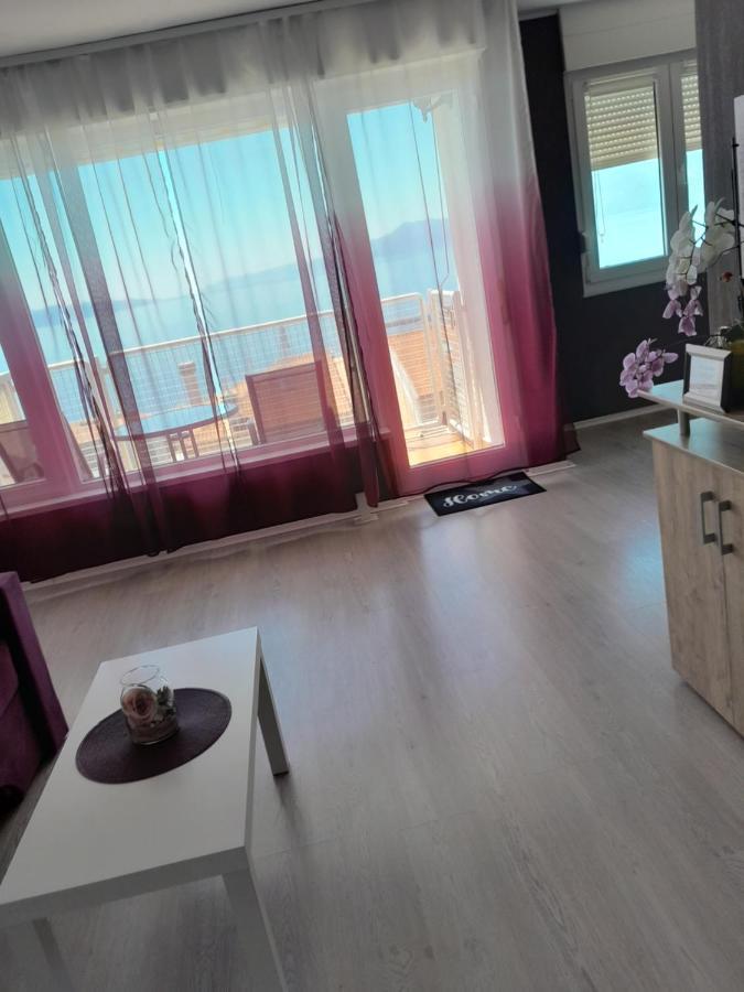 Apartman Rose Appartamento Fiume Esterno foto