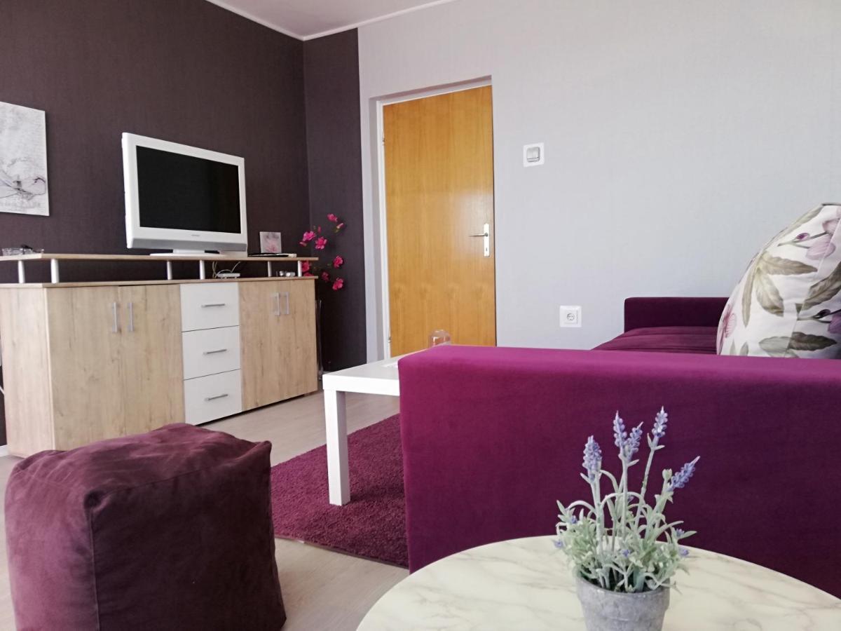 Apartman Rose Appartamento Fiume Esterno foto